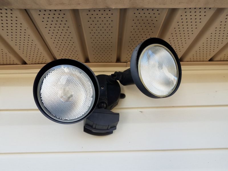 Outdoor Lamp Installation in Kansas City, KS